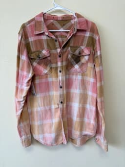 Upcycled Bleach Dipped Plaid Flannel Shirt Christmas Raccoon Graphic Size Large photo 3